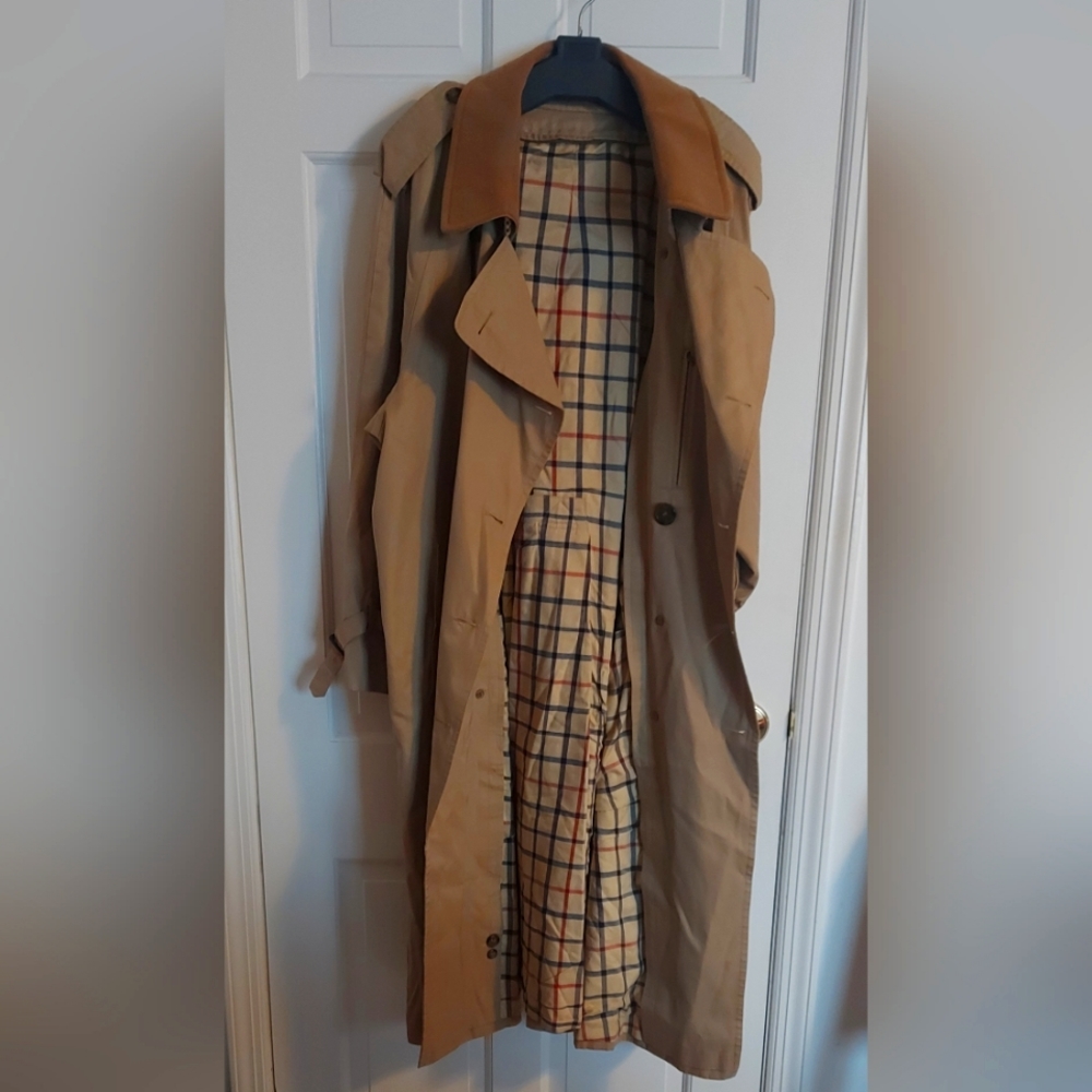 Brooks Brothers Men's Trench Coat- Large-Vintage Pre-Owned.